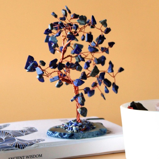 [AGemT-11] Árbol de piedras preciosas grande: Sodalita sobre base de ágata azul (100 piedras)